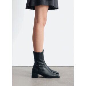 & OTHER STORIES Sock Boots Black Womens Size US 4